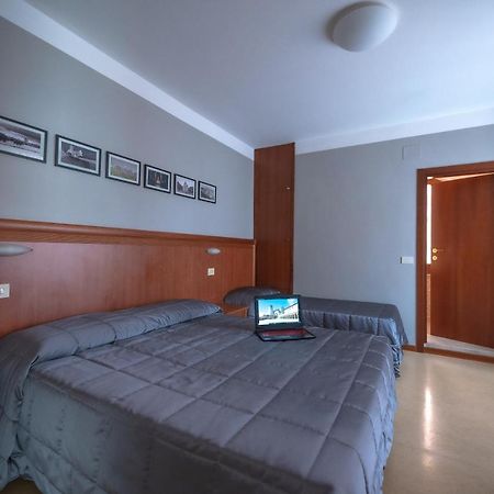 Hotel Moderno Assisi Eksteriør billede