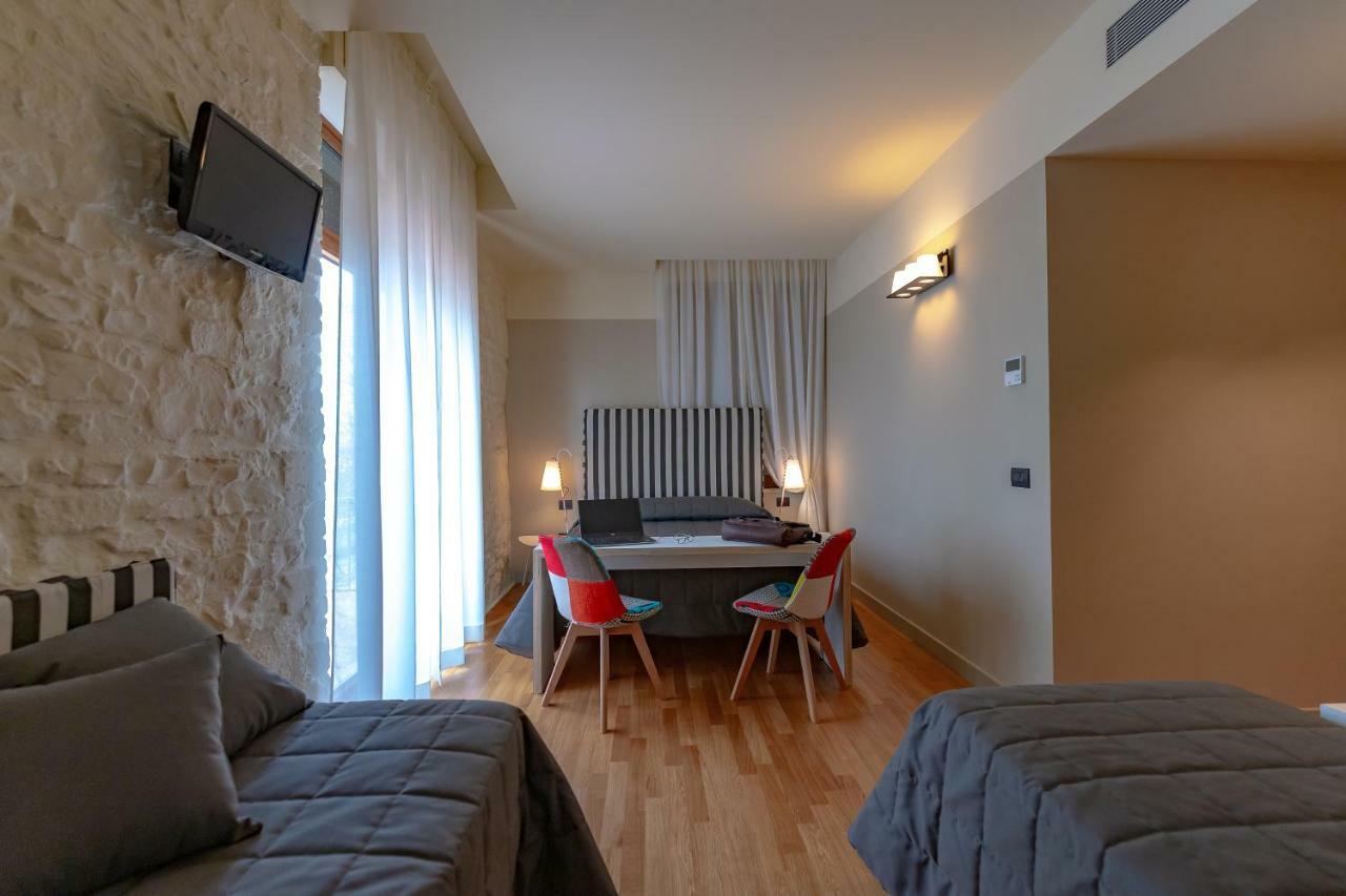 Hotel Moderno Assisi Eksteriør billede
