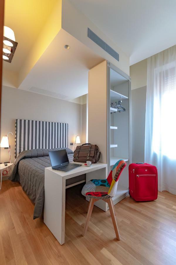 Hotel Moderno Assisi Eksteriør billede